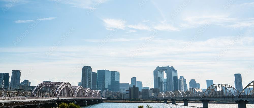 Naklejka premium 都市風景