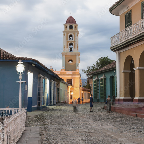 Kuba  Trinidad  Das Wahrzeichen von Trinidad   der Glockenturm    Convento de San Francisco de Asis    Weltkulturerbe.