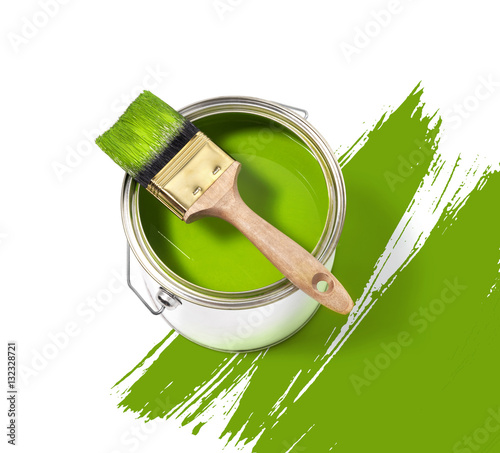 Fototapeta Naklejka Na Ścianę i Meble -  Green paint tin can with brush on top on a white background with