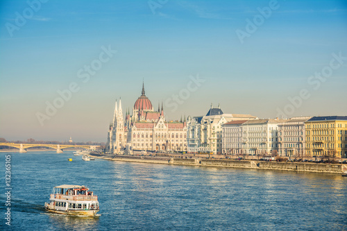 cruise around budapest parliament © jon_chica