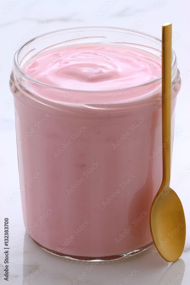Berries french style yogurt Berries french style yogurt