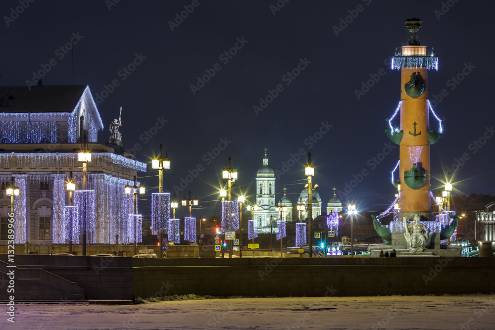 Obraz premium Spit of Vasilyevsky Island night view