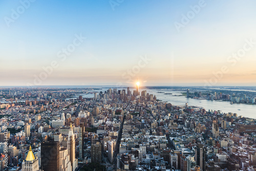 Skyline della città di Manhattan al tramonto vista dall'Empire State Building
