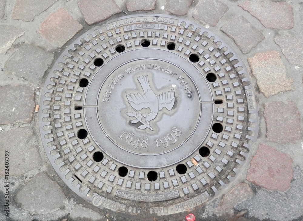 Manhole cover of peace