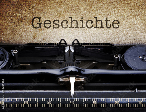 Geschichte in der Schreibmaschine