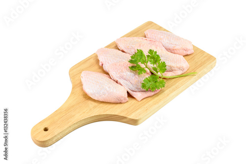 raw chicken wings