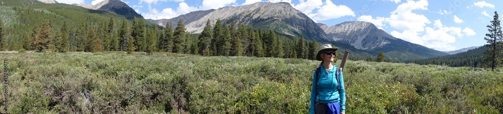 Naklejka premium Woman Fishing