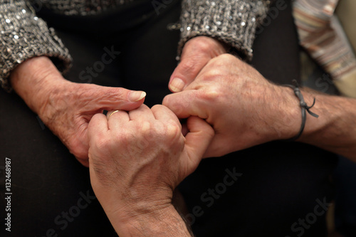 Sostegno a persone fragili e anziane