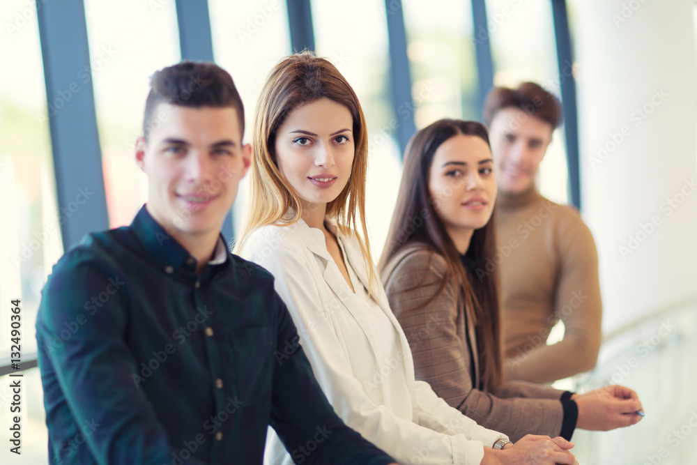 Obraz premium Attractive young businesswoman looking at camera while standing