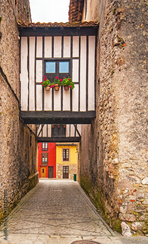 House in the old town of Ll...