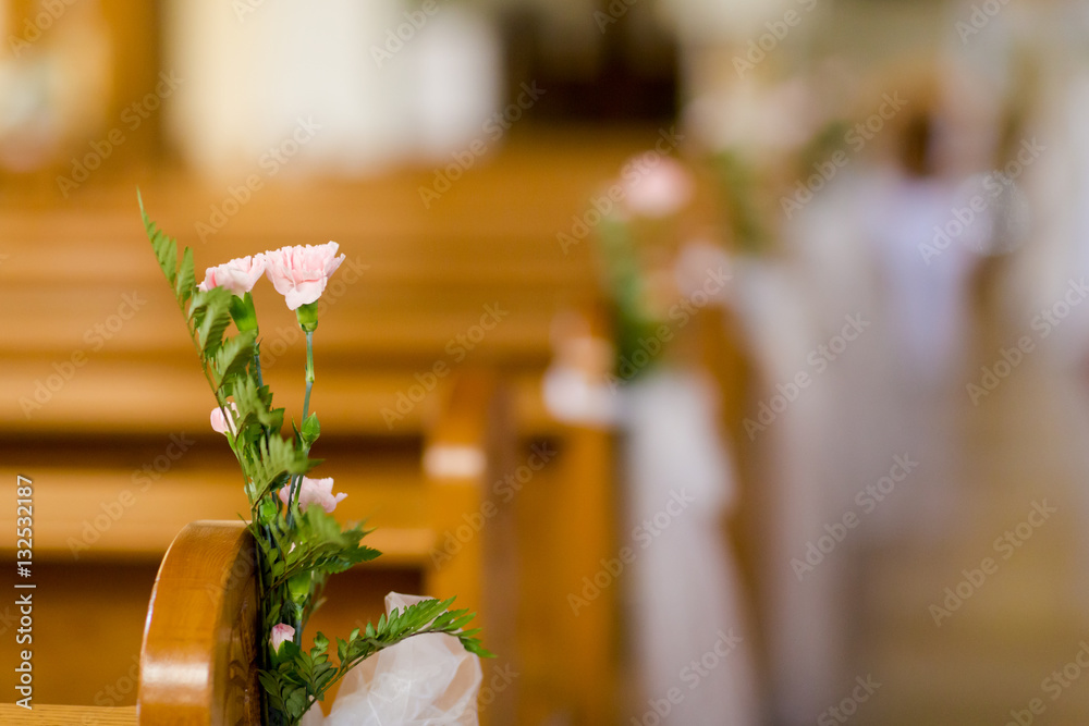 Obraz premium Beautiful church decorated for wedding ceremony