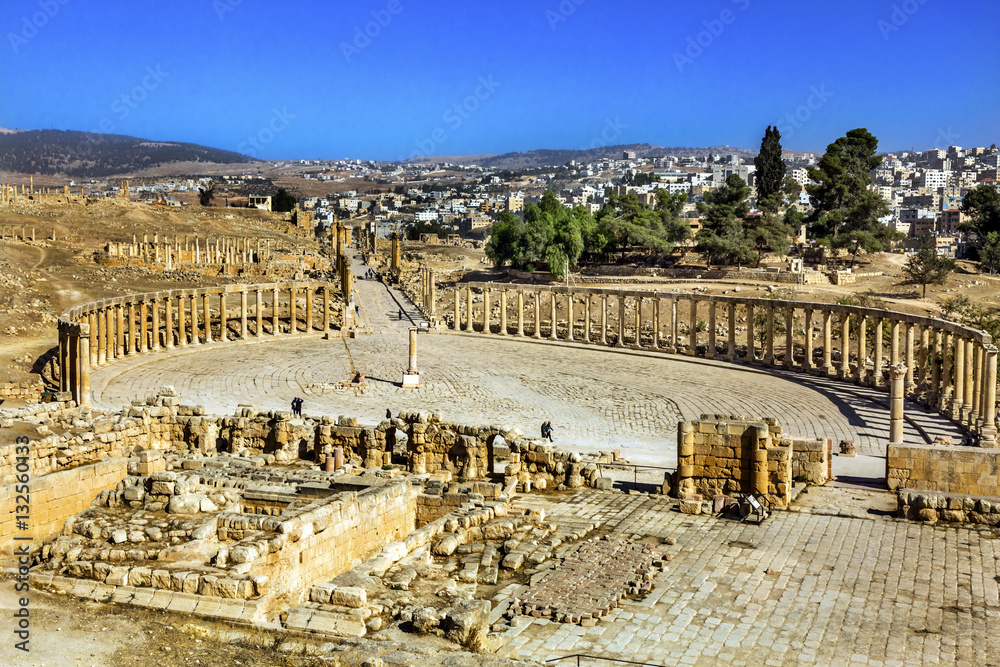 Oval Plaza 160 Ionic Columns Ancient Roman City Jerash Jordan