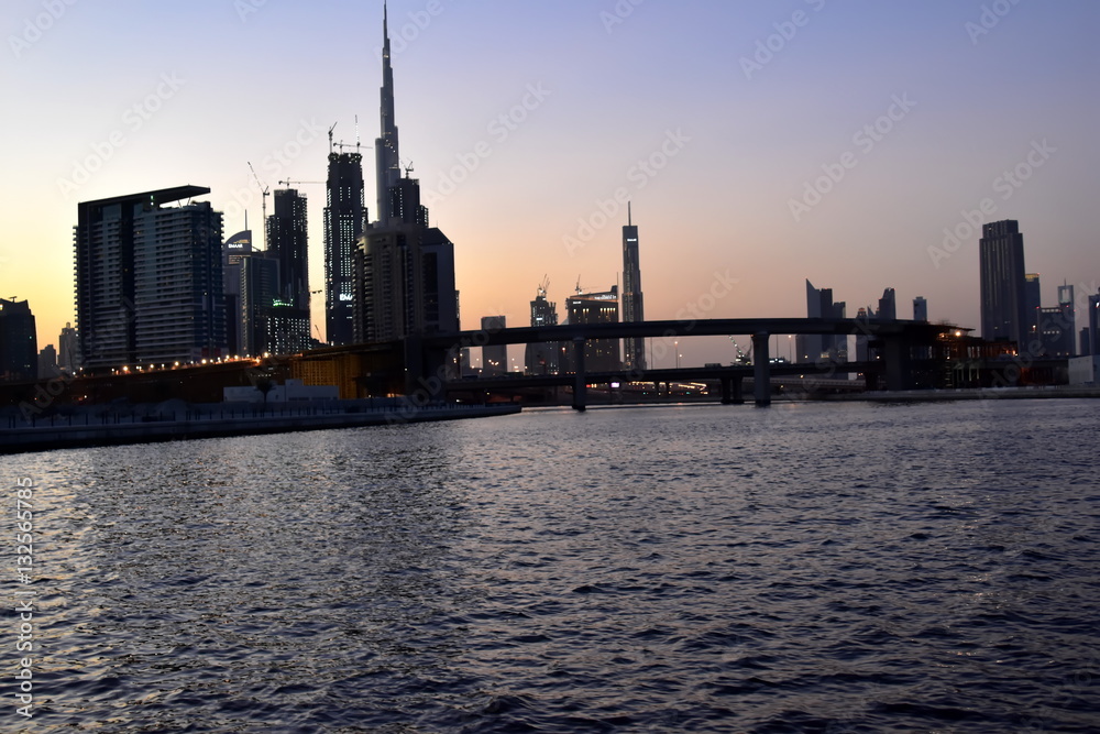 Obraz premium Dubai Ferry route at evening view, Dubai Canal, United Arab Emirates