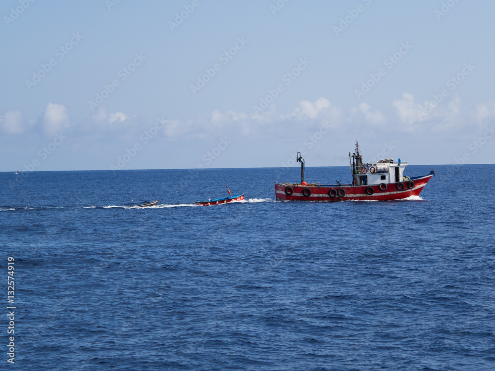 Tow Boat Tow Boat