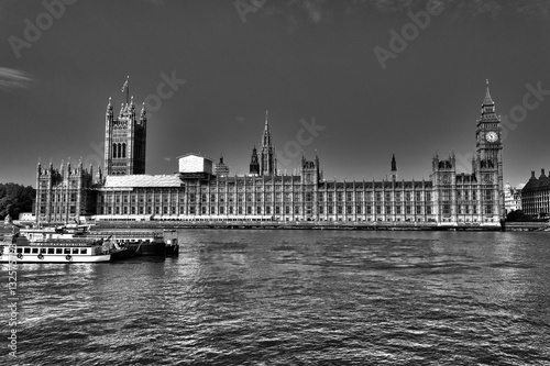 Canvas Print Looking across the Thames River towards the grand mock-Gothic architecture of th
