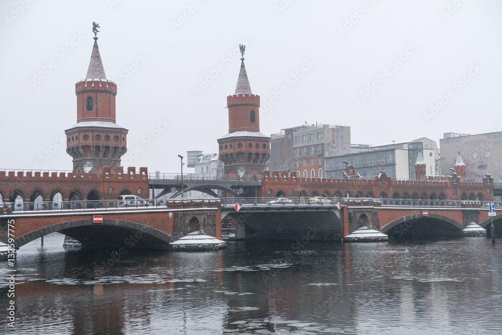Oberbaum bridge in Berlin during winter