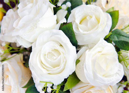 Bunch of white rose flowers arrangement for decoration