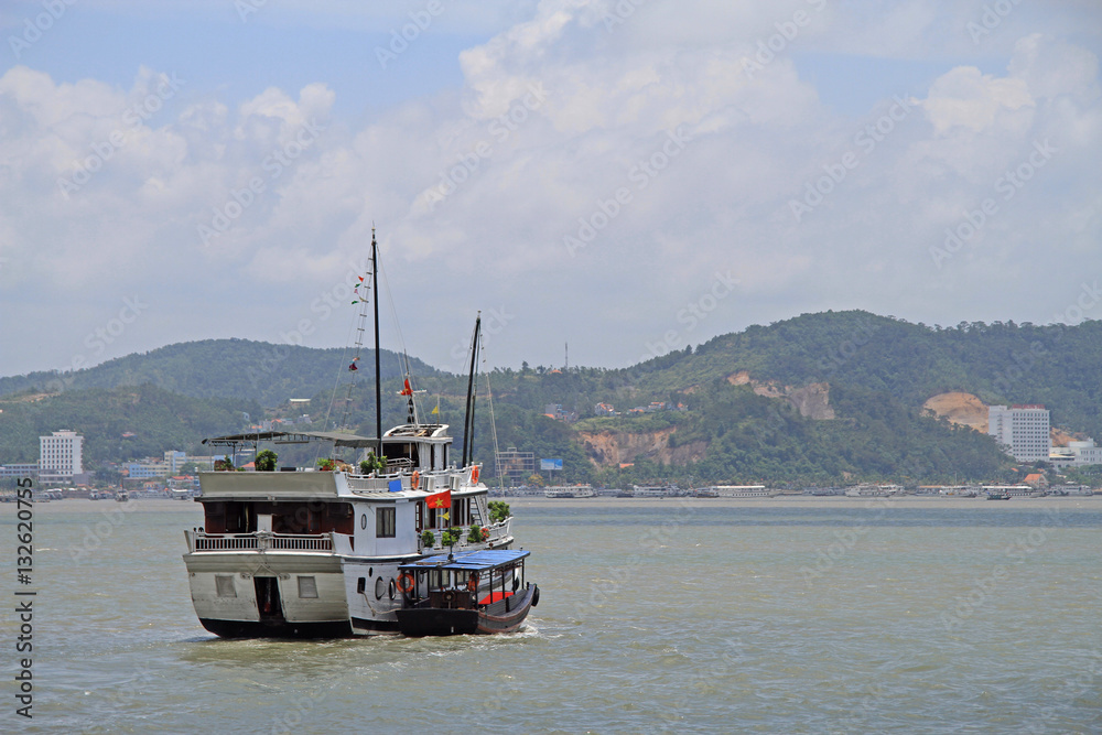 Fototapeta premium Ha long bay in Vietnam