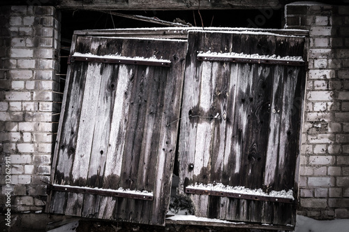Принти на полотні Old, broken, wooden gate door
