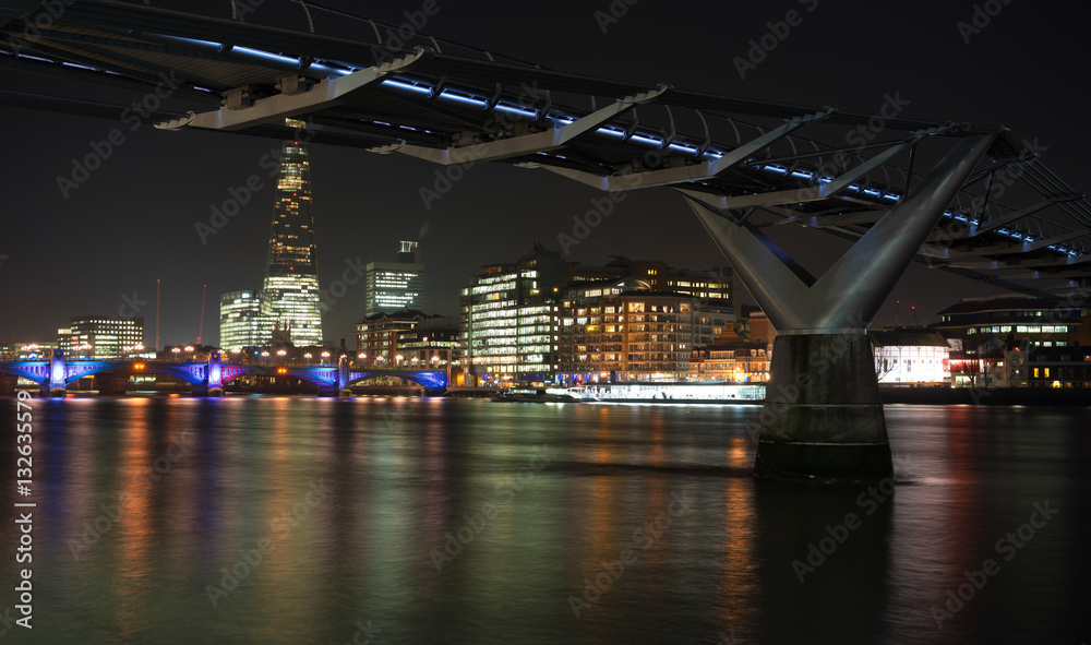 London River Thames skyline