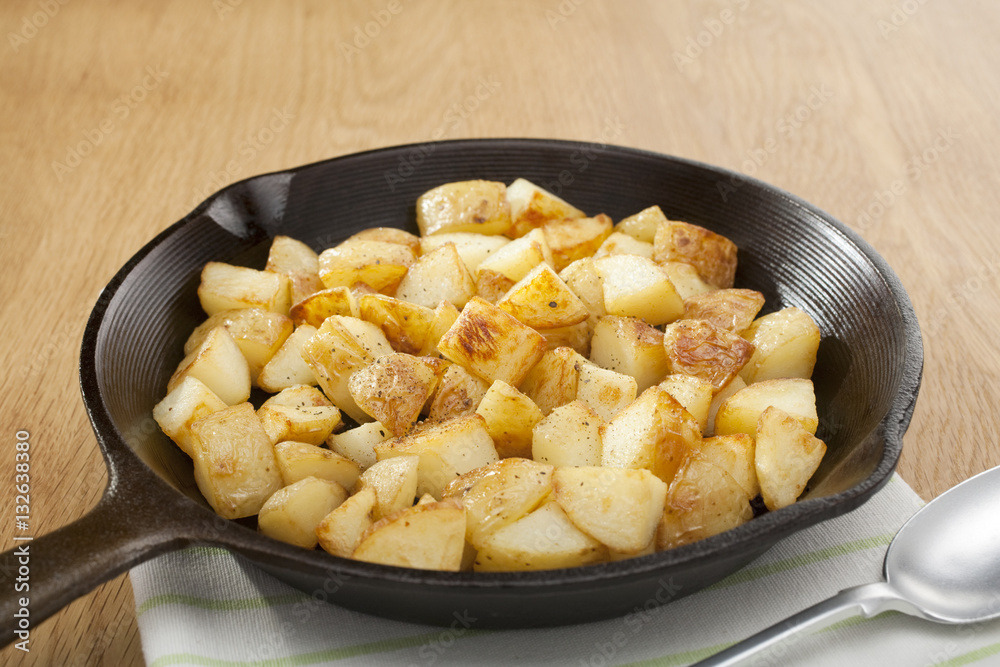 Home Fries or Saute Potatoes in a Skillet Home Fries or Saute Potatoes in a Skillet