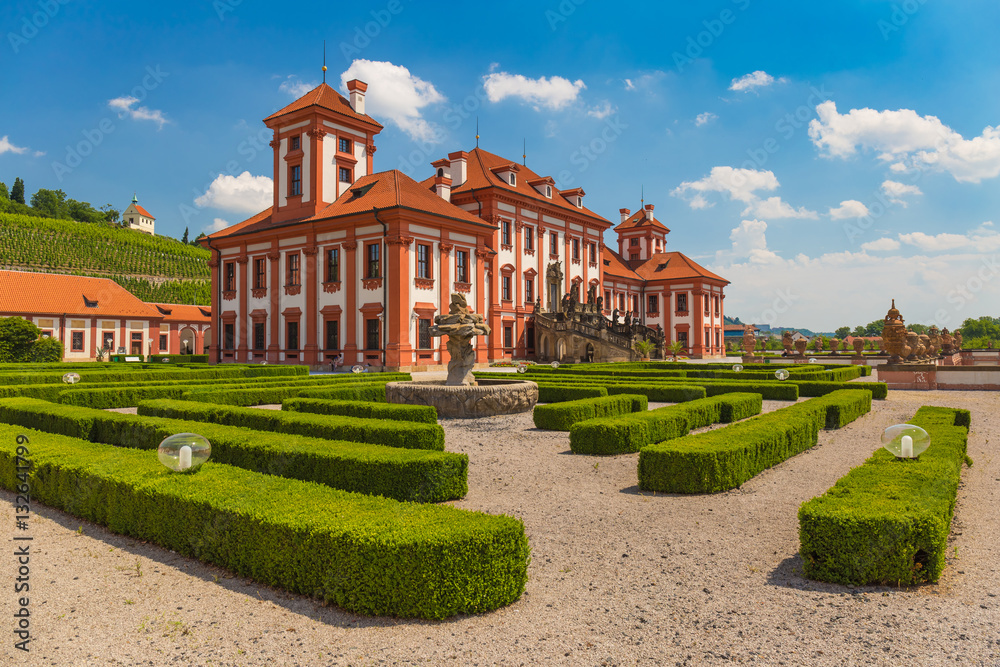 Obraz premium Historical public building of Troja castle, Prague, Czech Republic