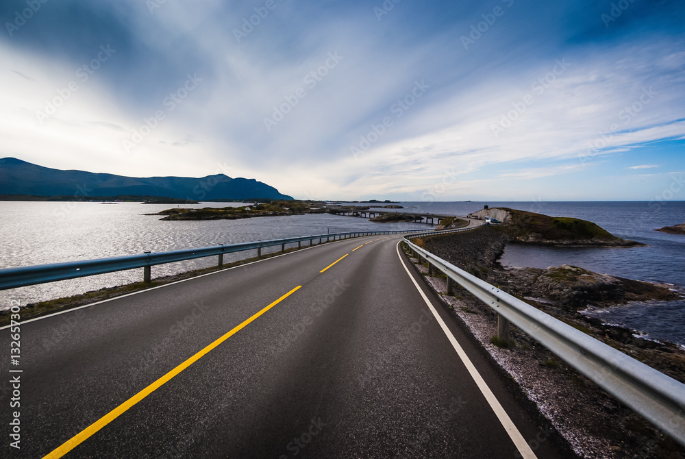 Fototapeta premium Atlantic road. Norway. The county of More og Romsdal.