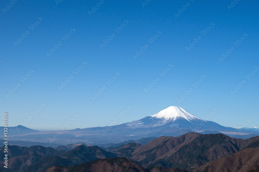 冬の富士山（丹沢 三ノ塔から）