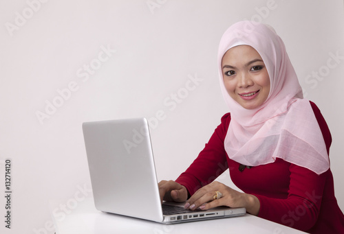 woman in front of the laptop