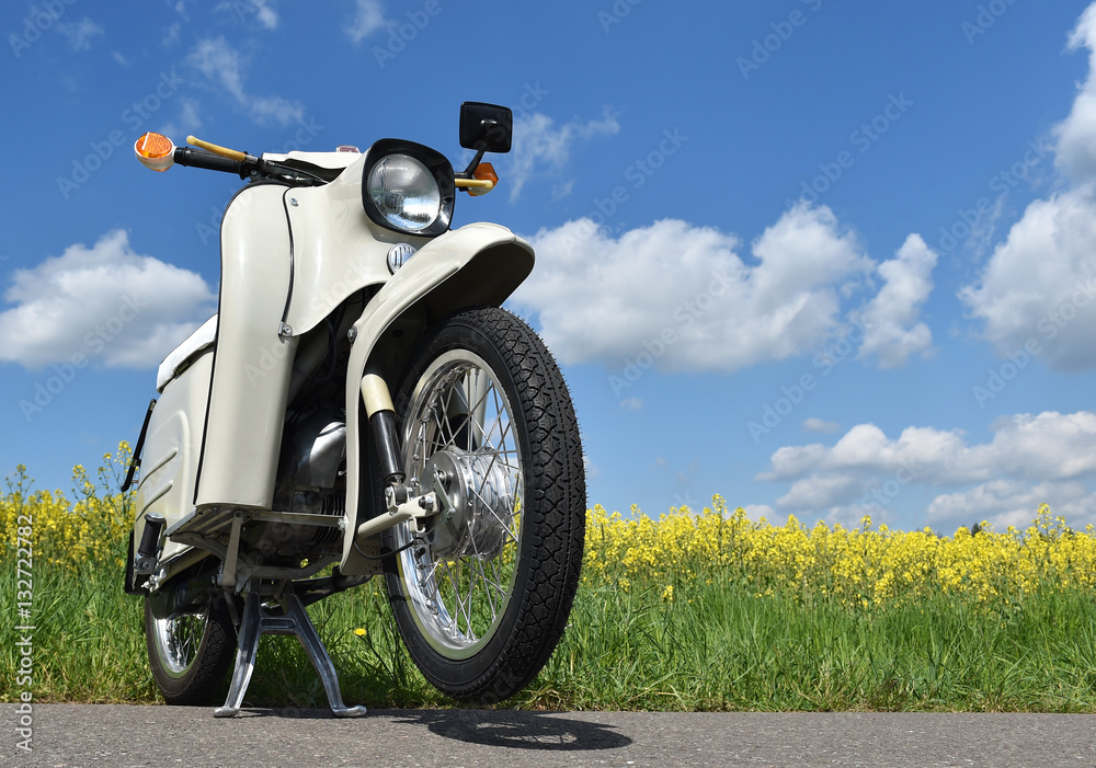 Obraz premium Moped Schwalbe