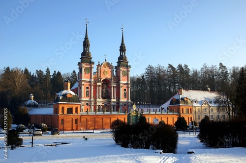 Fototapeta Naklejka Na Ścianę i Meble -  Święta Lipka - barokowe sanktuarium maryjne, Mazury, Polska