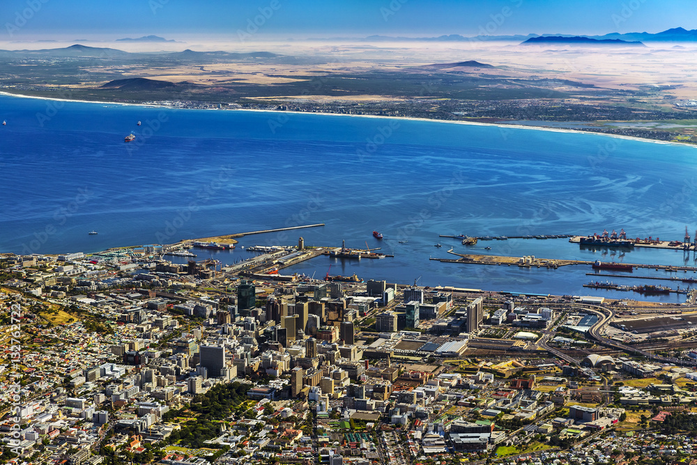 Republic of South Africa. Cape Town (Kaapstad). Panoramic view of the city and Table Bay