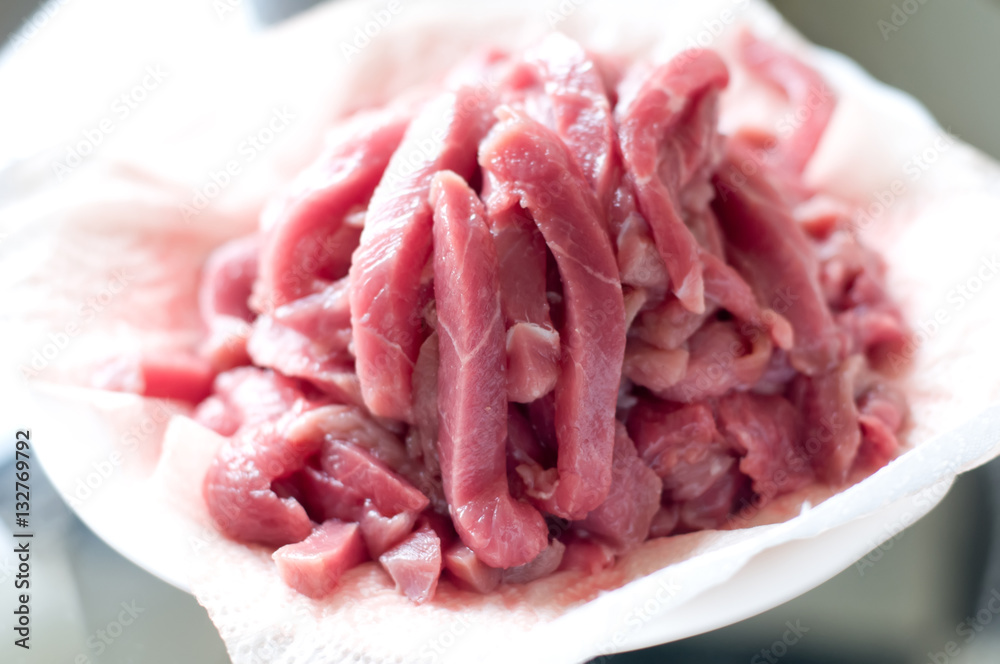 Obraz premium Meat sliced for beef stroganoff