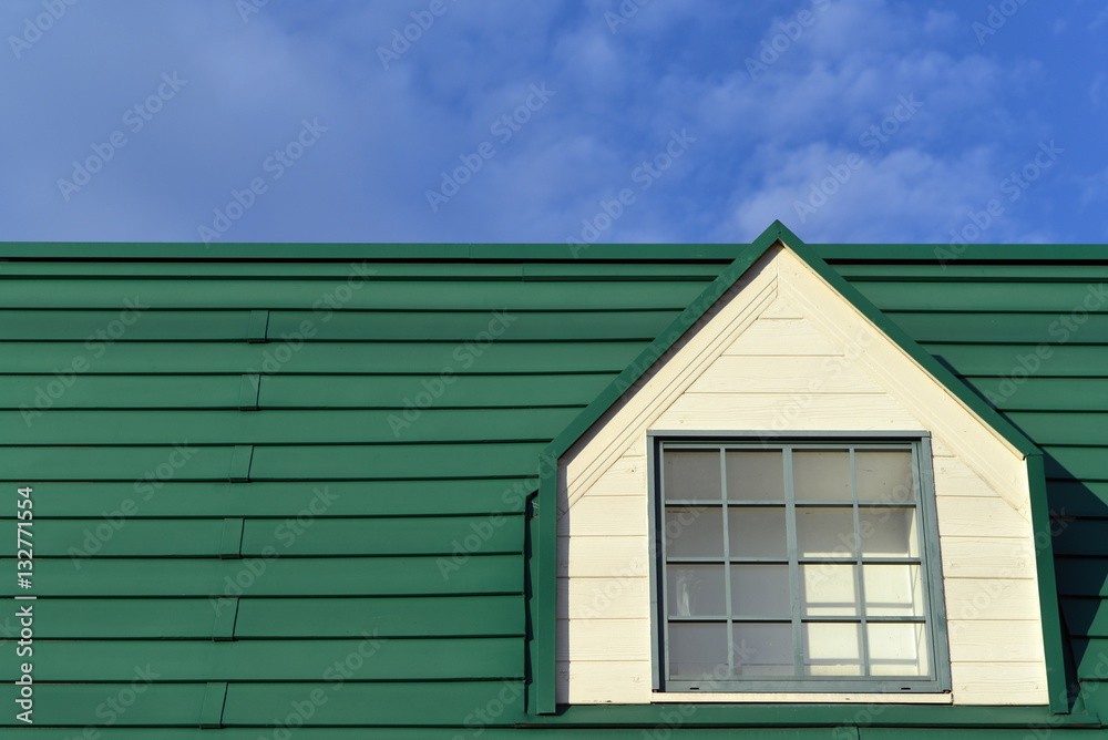 緑色の屋根