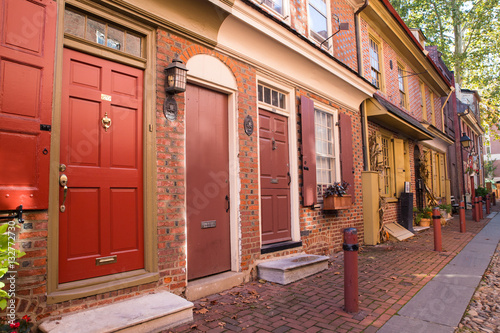 Canvas Print View of homes along historic Elfreth's Alley in Philadelphia, PA