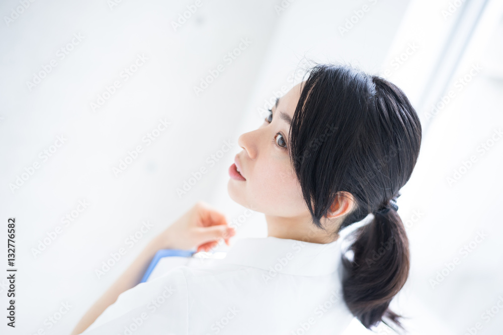 女性看護師