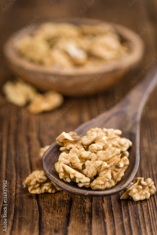 Walnut kernels (selective focus) Walnut kernels (selective focus)