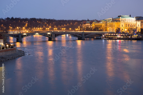 Ночная Прага. Мост.