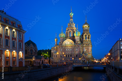 Church on Spilled Blood (ora in Saint Petersburg, Russia on Griboedova Canal at twilight during the white nights