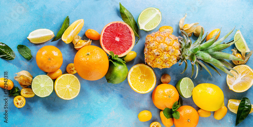 Fototapeta Naklejka Na Ścianę i Meble -  Variety of citrus fruits