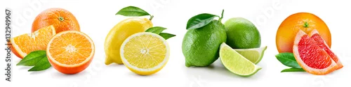 Obraz  z motywem Fruit compositions with leaves isolated on white background. Ora
