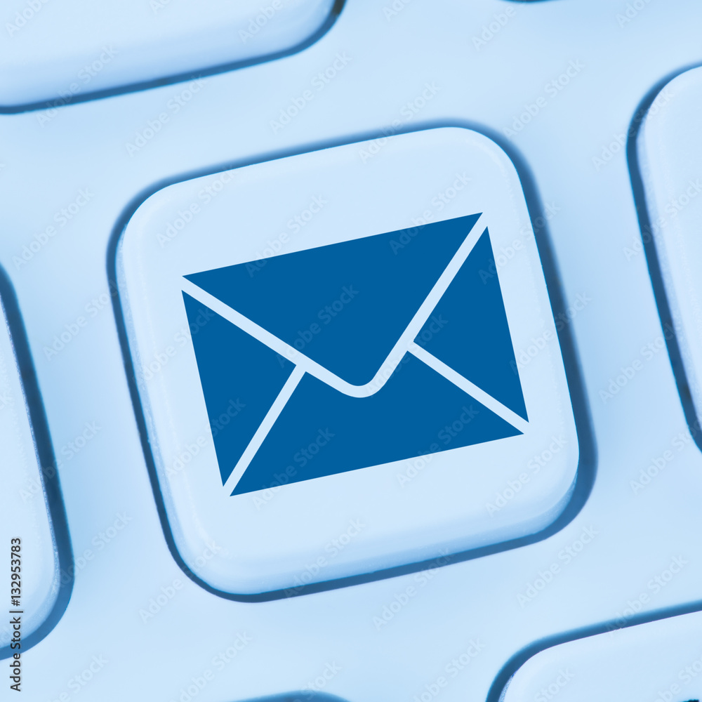 E-Mail Email Brief senden online Internet Computer Tastatur blau E-Mail Email Brief senden online Internet Computer Tastatur blau