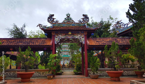 Chùa Linh Sơn Da Lat Vietnam