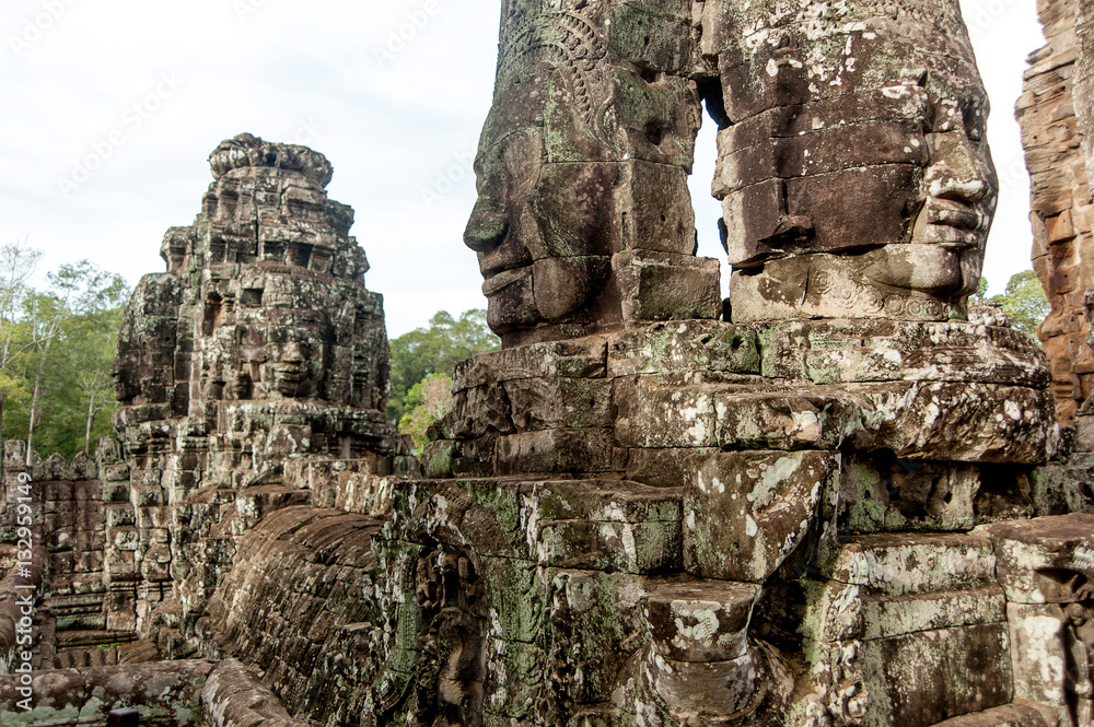 Fototapeta premium Stone murals and sculptures Bayon Temple Angkor Thom, Cambodia.