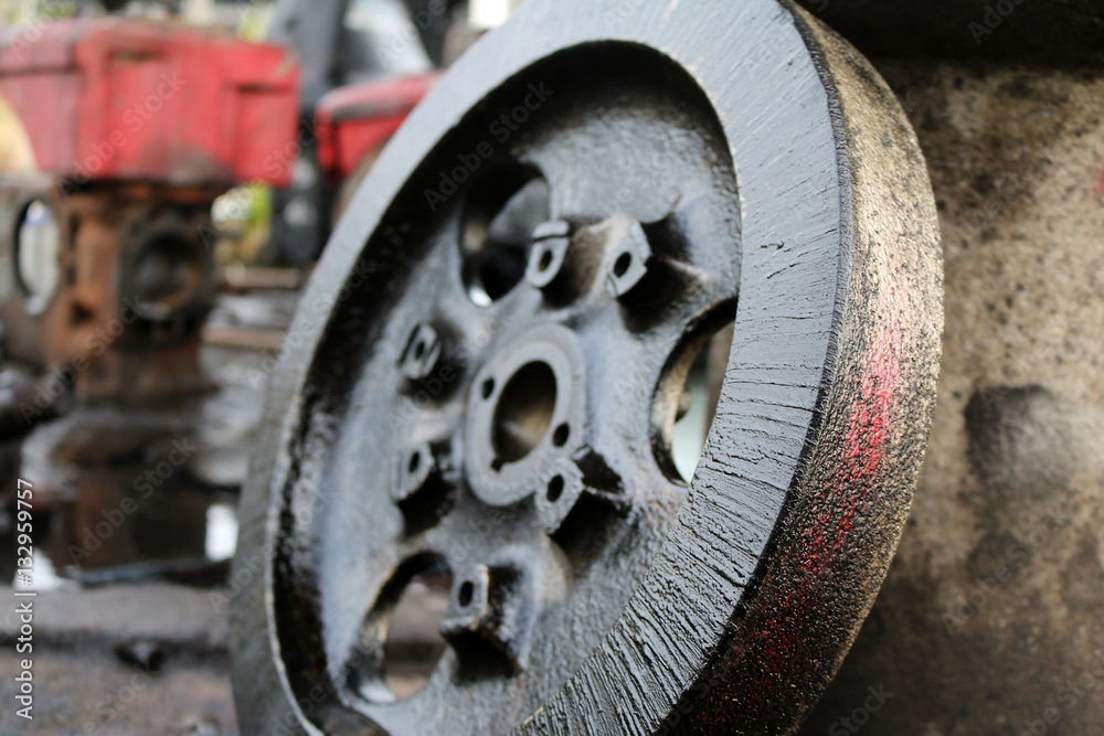 Old diesel engine and spare parts. Old diesel engine and spare parts.