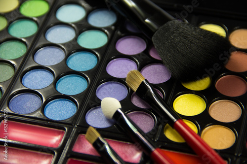 Eyeshadow Palette. Decorative cosmetics. Makeup brushes