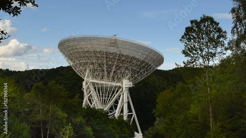 4k UHD The giant Effelsberg 100-m Radio Telescope move in time lapse. 11470