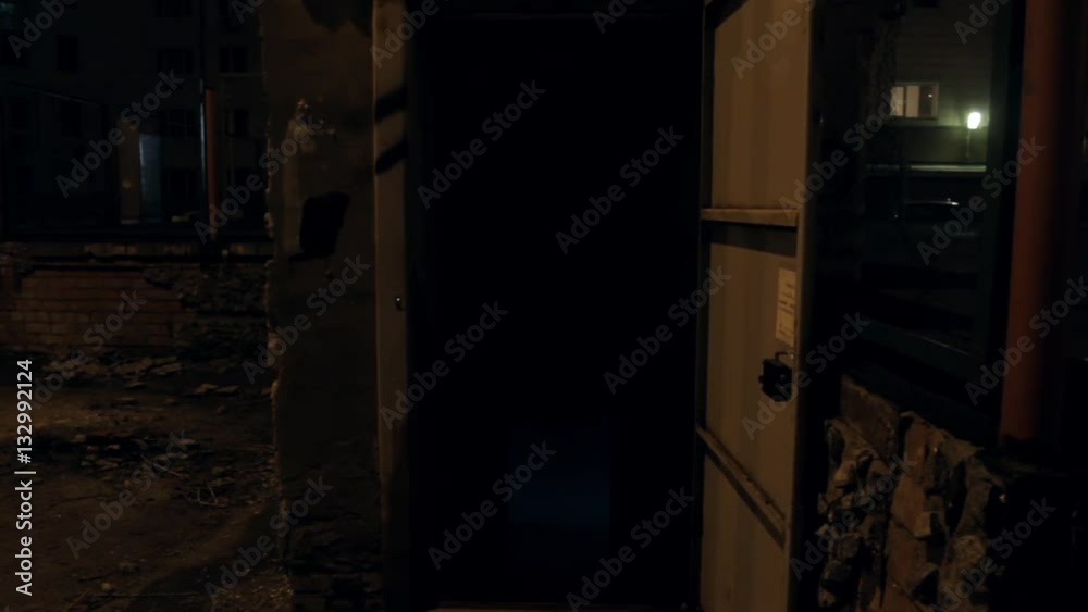 Lamp in the basement entrance is extinguished Lamp in the basement entrance is extinguished