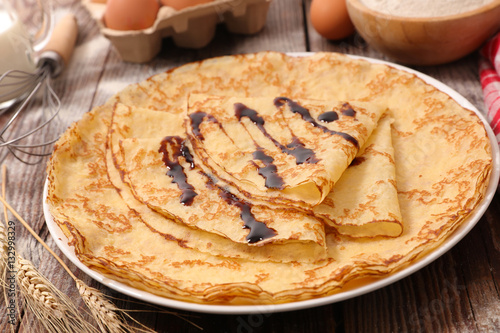 crepe with ingredients