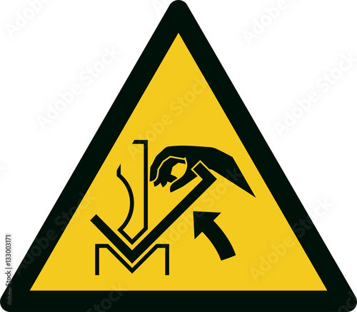 ISO 7010 W031 Warning; Hand crushing between press brake and material